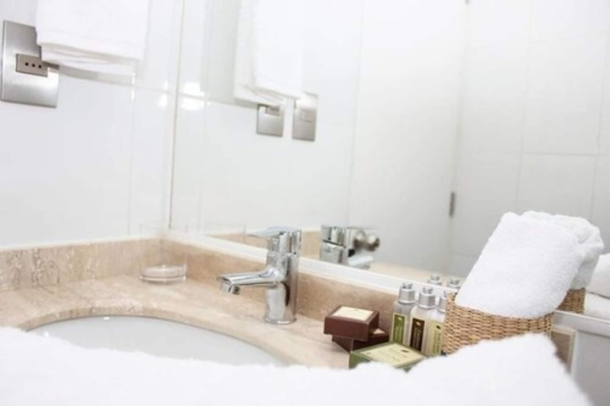 Apart Hotel Providencia サンティアゴ エクステリア 写真